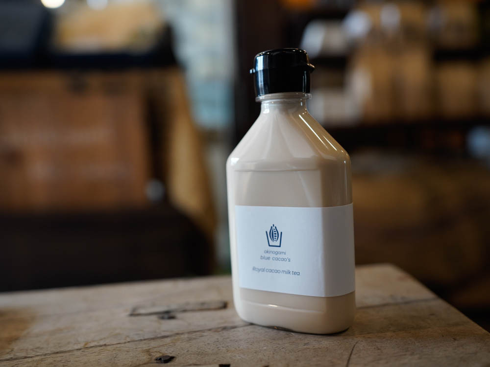 「出雲大社」すぐ。チョコレート専門店のロイヤルカカオミルクティーが大人気！