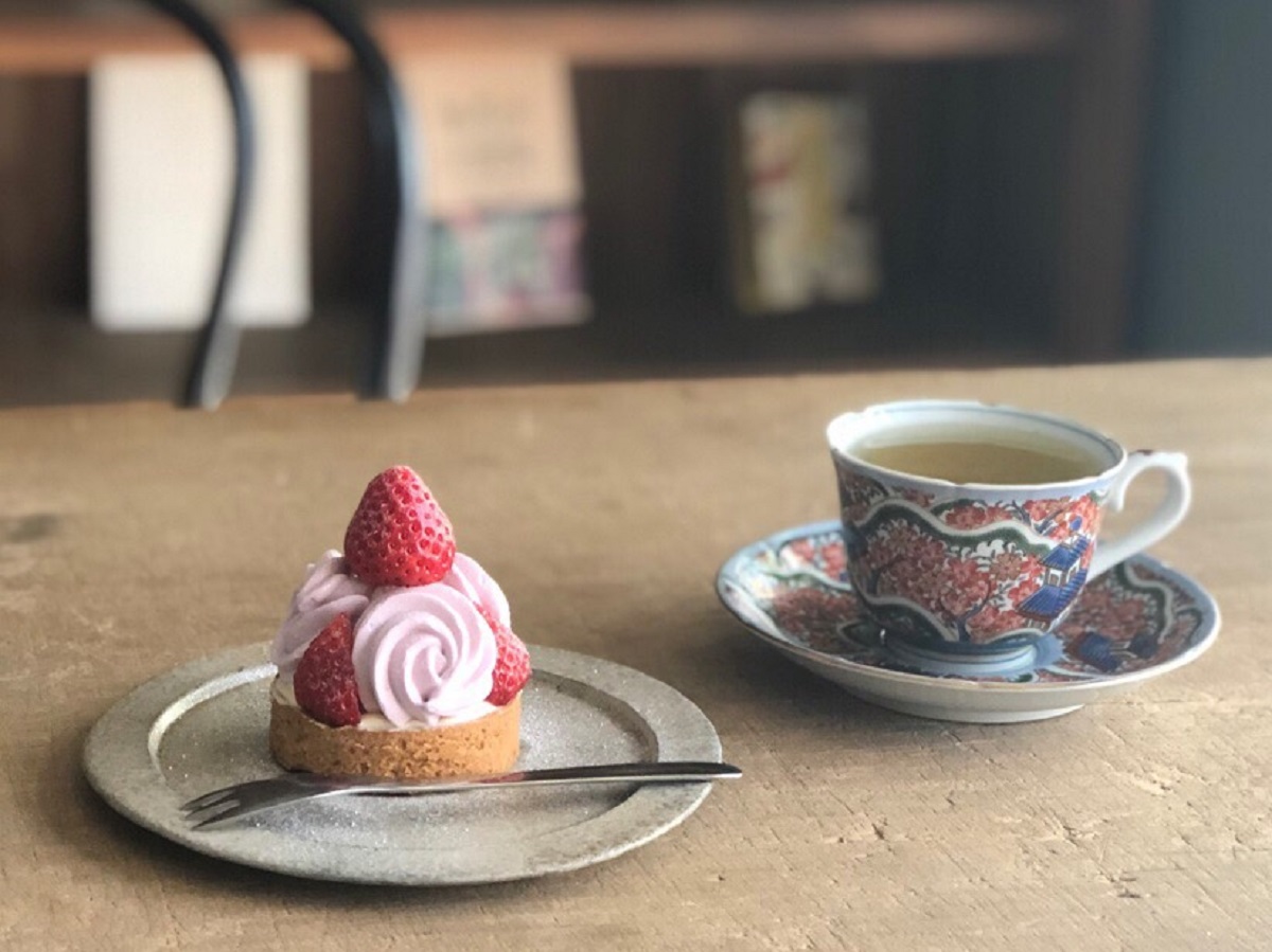 春は彼と浅草散歩。“ちょっと休憩”で行きたい季節のタルトがおいしい倉庫カフェ