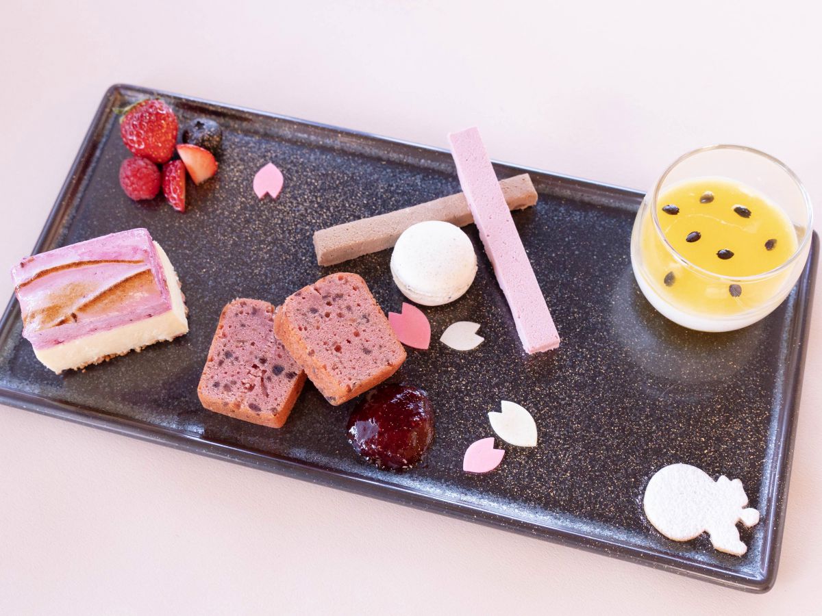 期間限定プレート 「Salon de Kurumicco～春～」 1512円