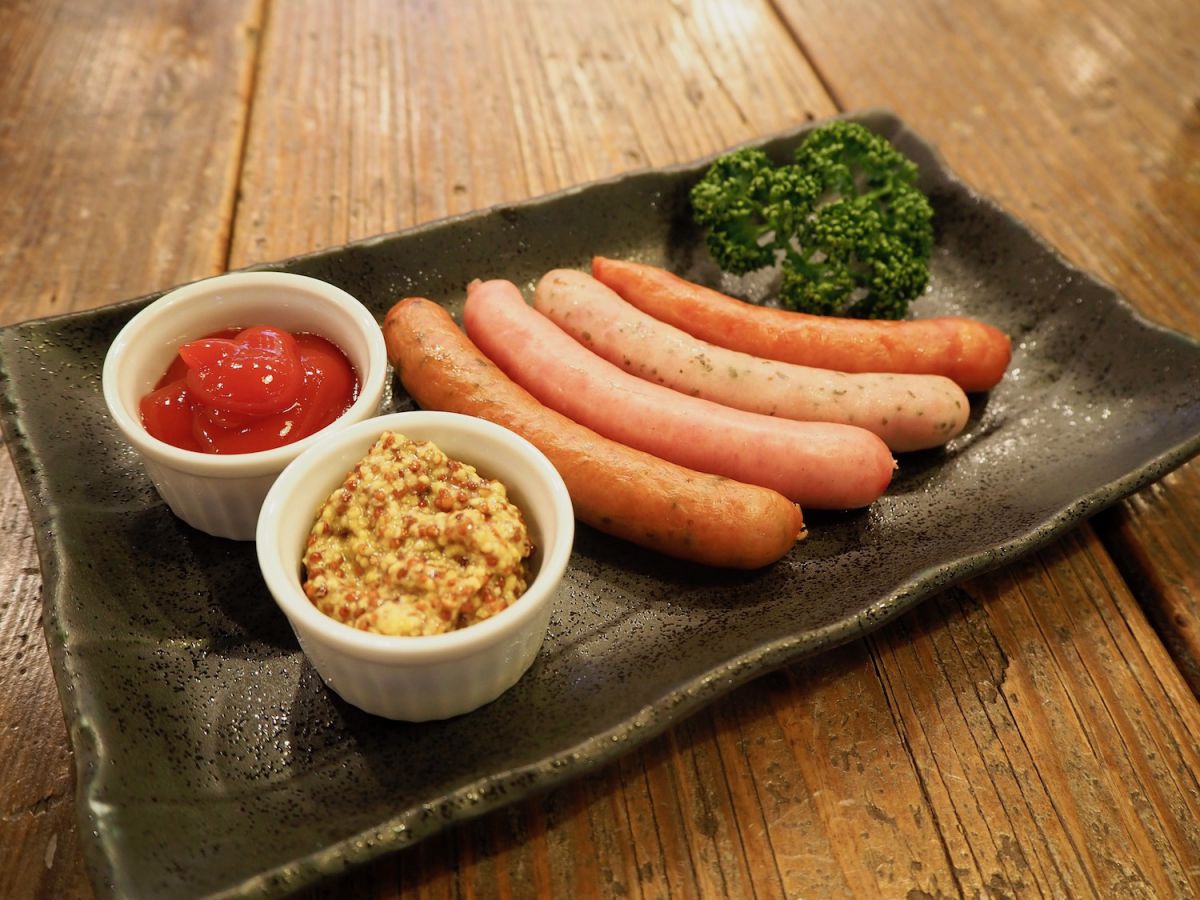 4種のソーセージ（550円）