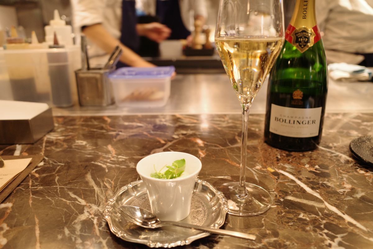 シャンパンで乾杯