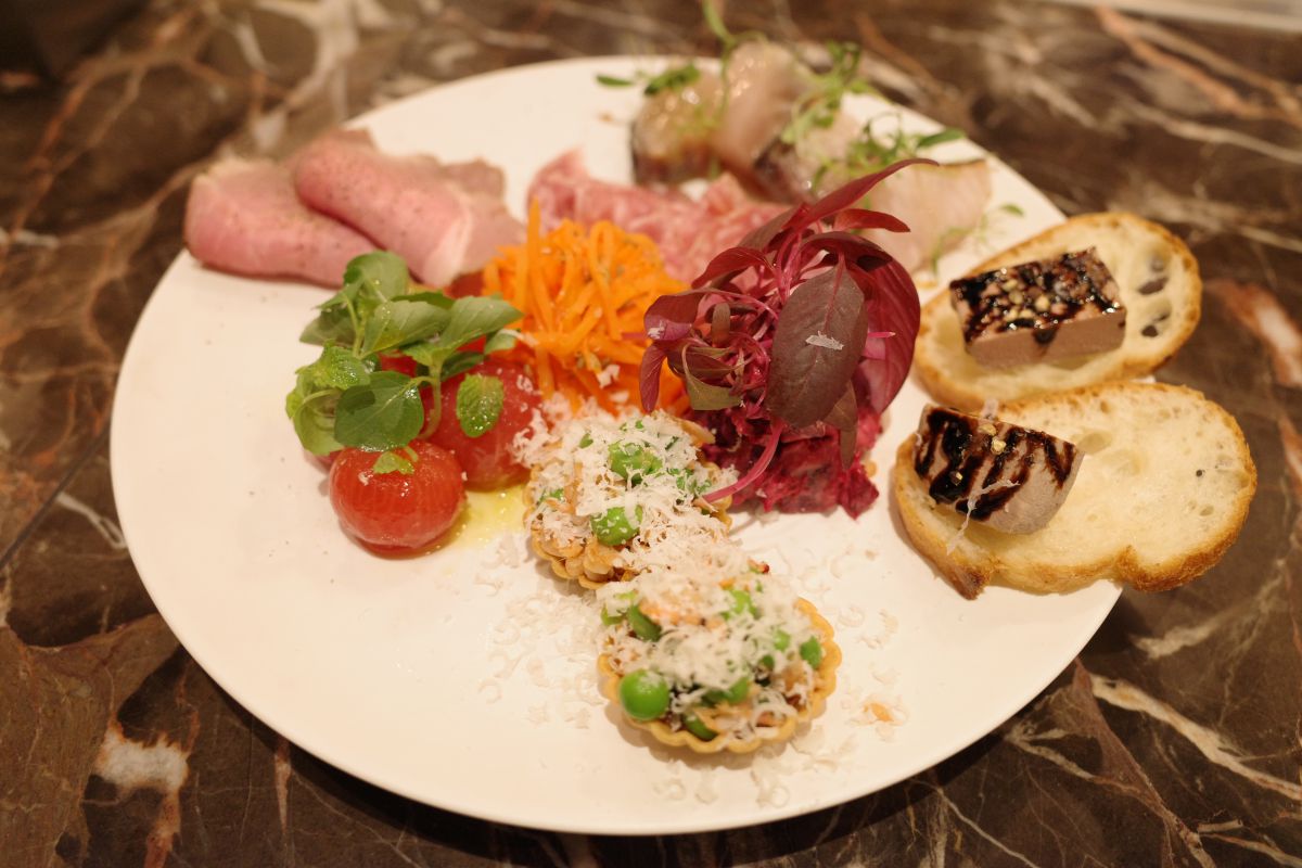 前菜の盛り合わせ