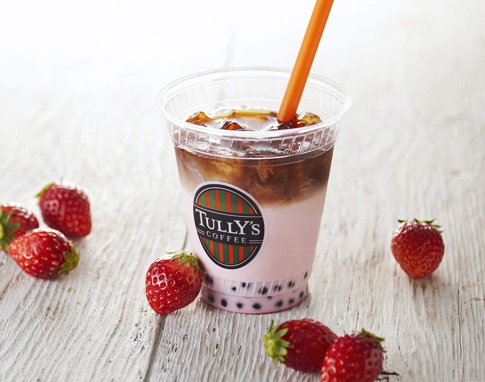 「タピオカいちごカフェオーレ」Tall 550円(Tallサイズのみ）、ベアフル®スリーブ付きTall 900円