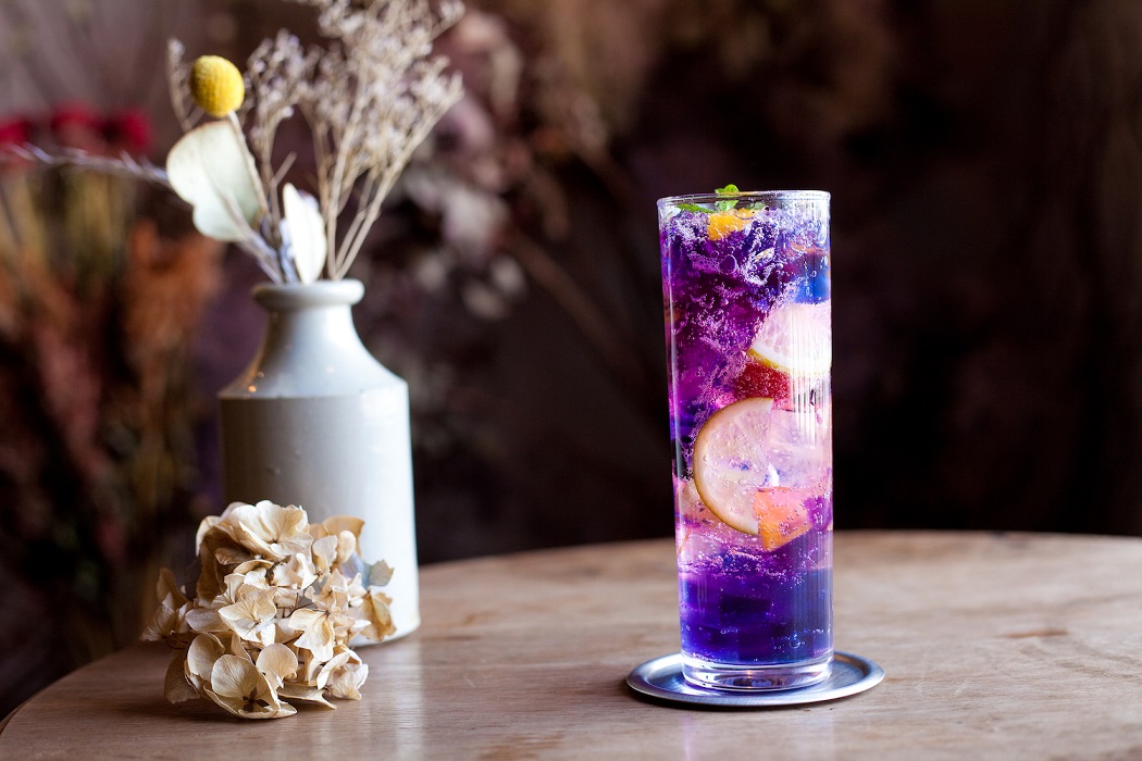 大人のゼリーポンチ「AYA 彩」850円