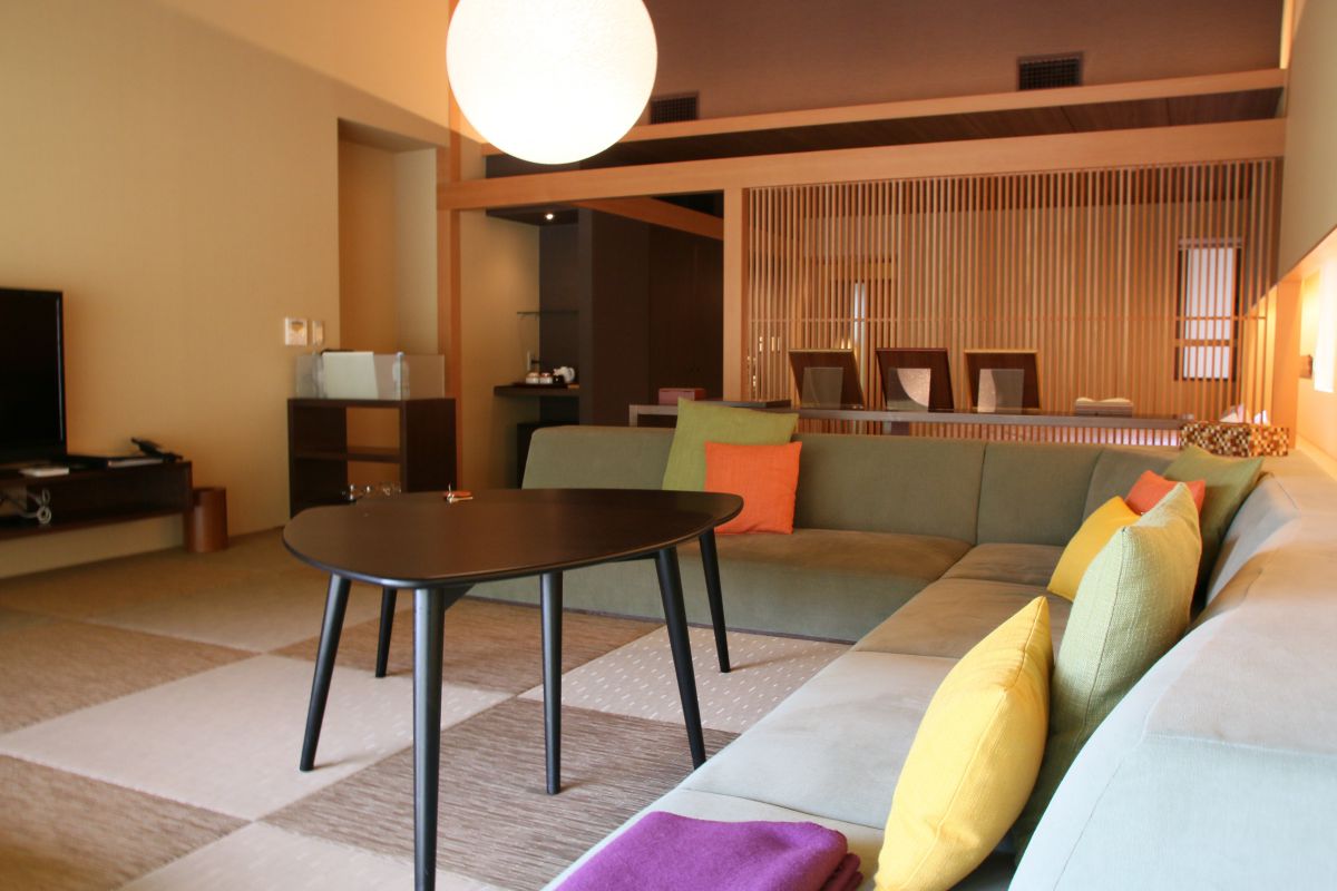 ローソファーは思わずうたた寝してしまう心地よさで