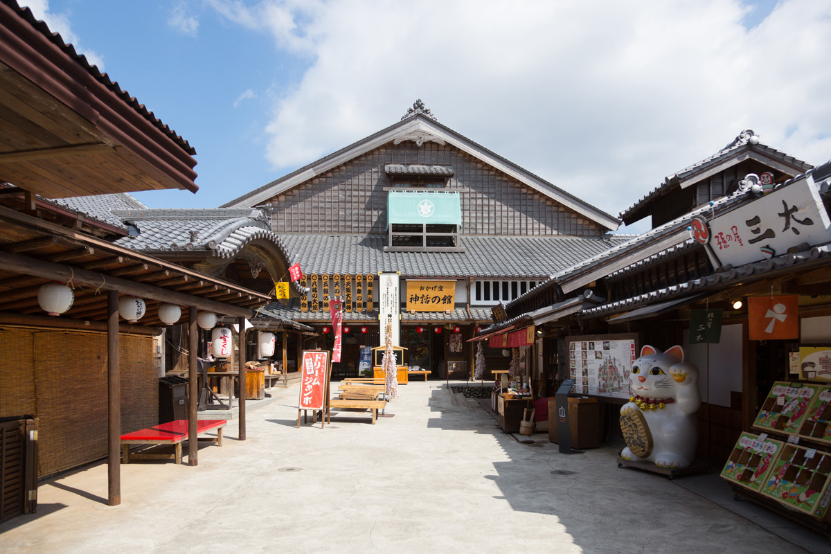 おかげ横丁のシンボル的存在の「おかげ座」