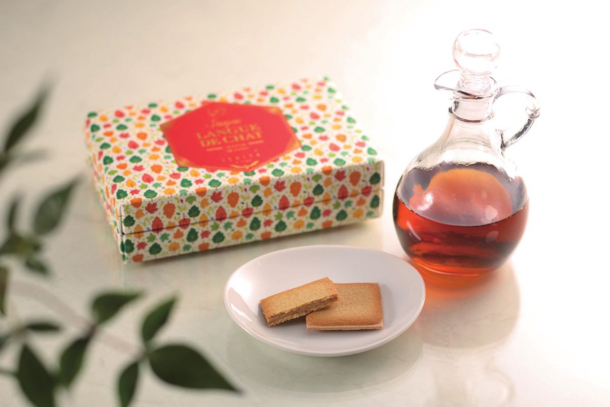 「サク ラング・ド・シャ」メープル 12枚入（1296円税込）／画像提供：ISHIYA