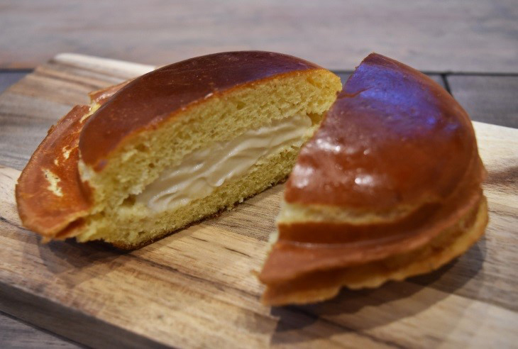 「あったかとろ～り羽根付ジェラートサンド」651円