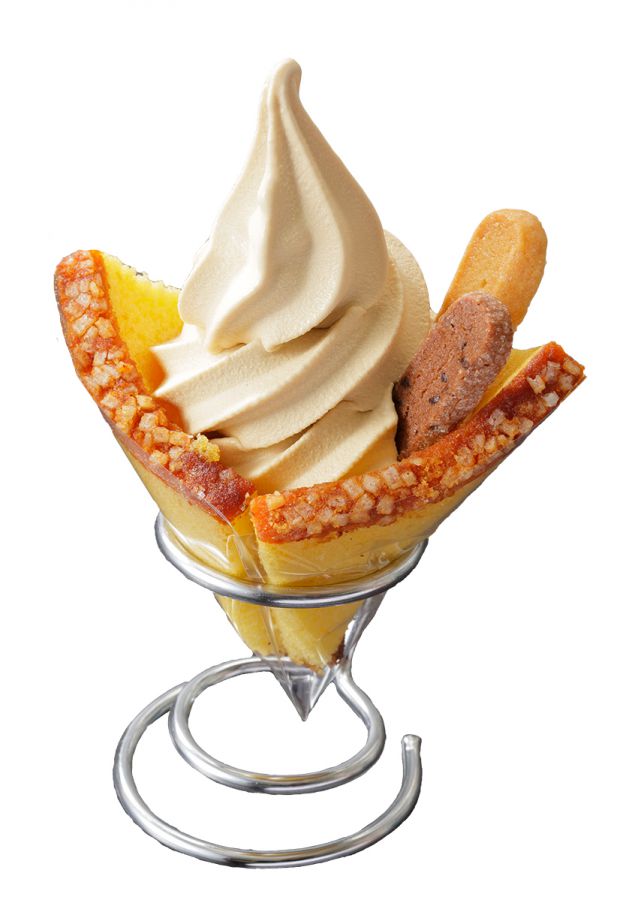 「長崎カステラ生ソフト（コーヒー）」551円