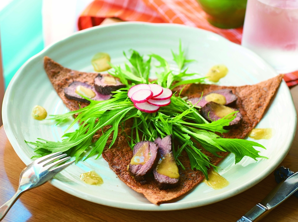 〈クレープリー・ルポ/兵庫〉京丹波町の野菜と鹿肉ローストのガレット〈各日20点限り〉1998円（1人前/1枚）［ジェイアール京都伊勢丹限定］※日本製