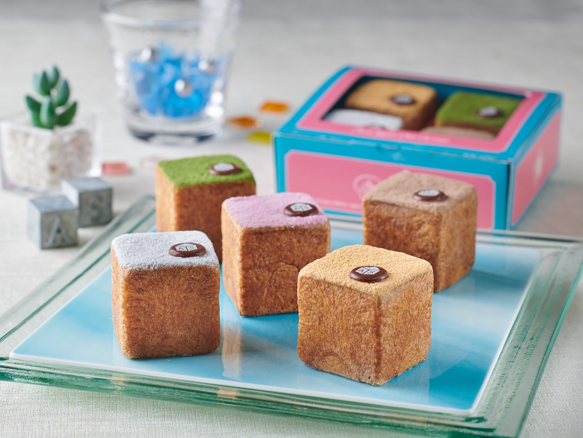 販売3万個突破！熱海の最新みやげ「四角いシュークリーム専門店」って知ってる?!