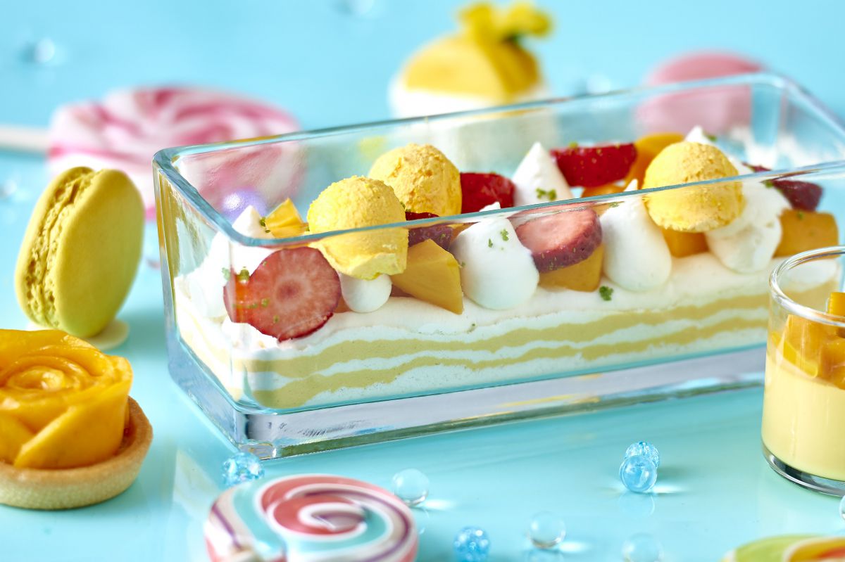 キャンディー：PAPABUBBLE 03-5942-5330　※写真はイメージ。キャンディーはアフタヌーンティーに付いていません