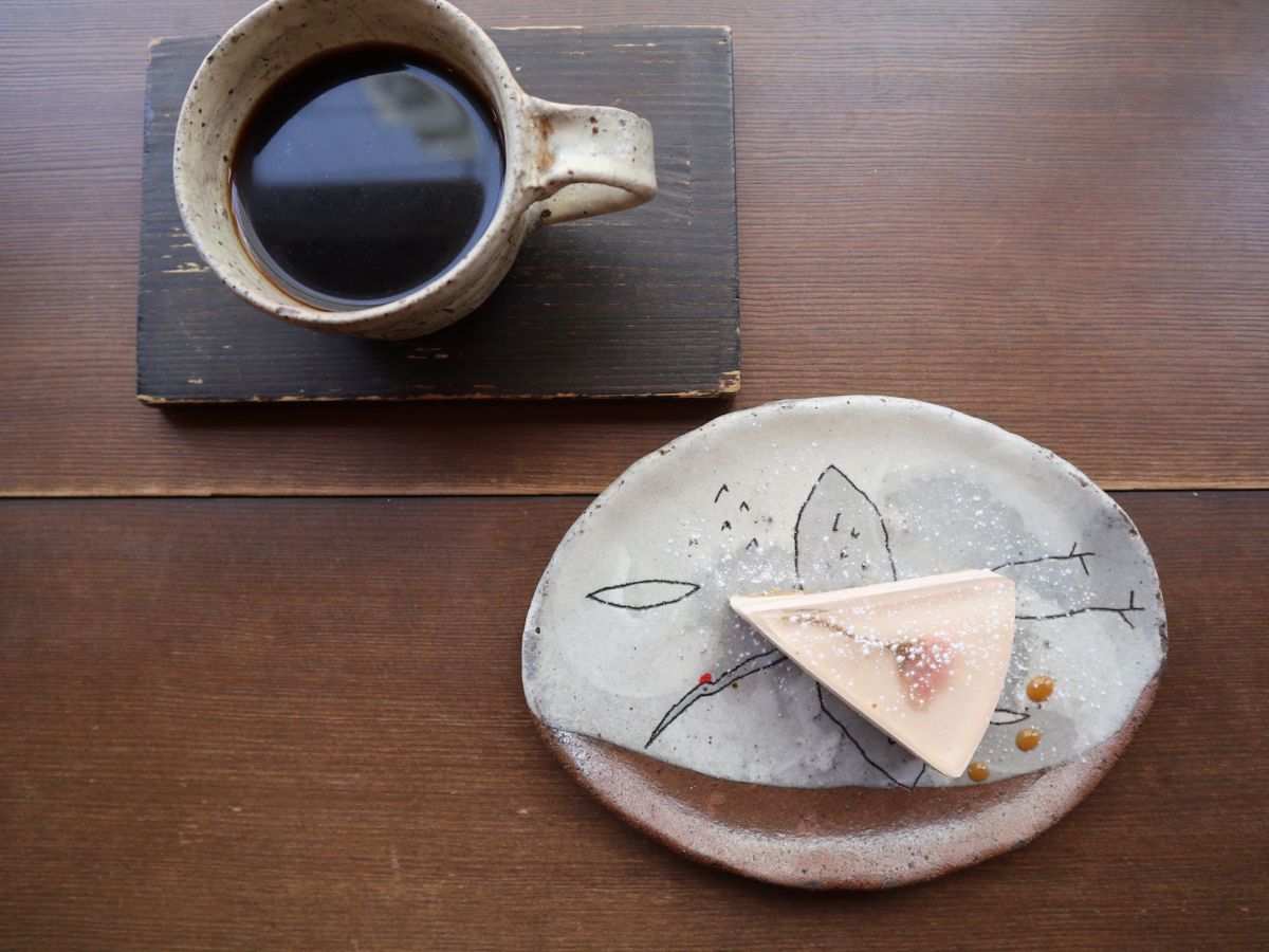 桜のクリームレアチーズ×ハーモニアス　1030円