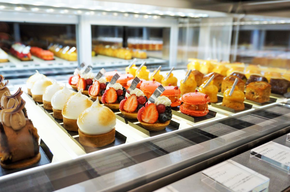 まるで食べる宝石！ひとつまみサイズのスイーツ専門店
