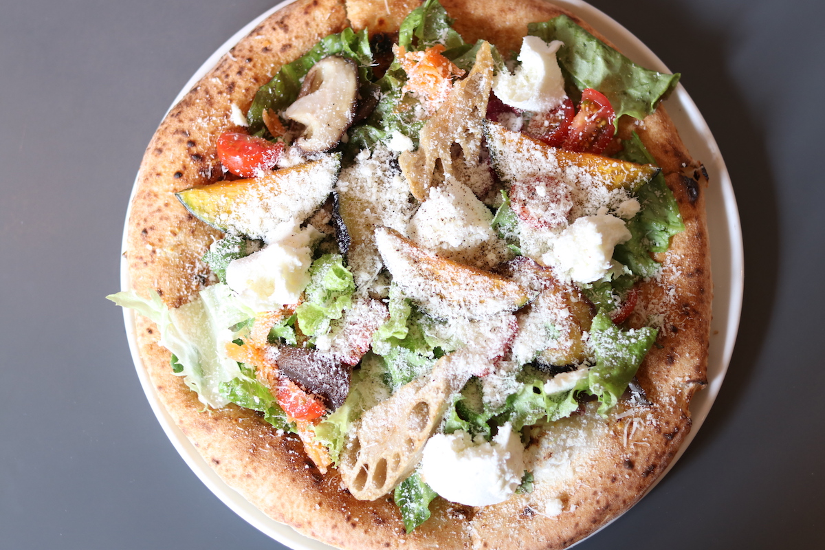 ピッツァナラッド 1728円