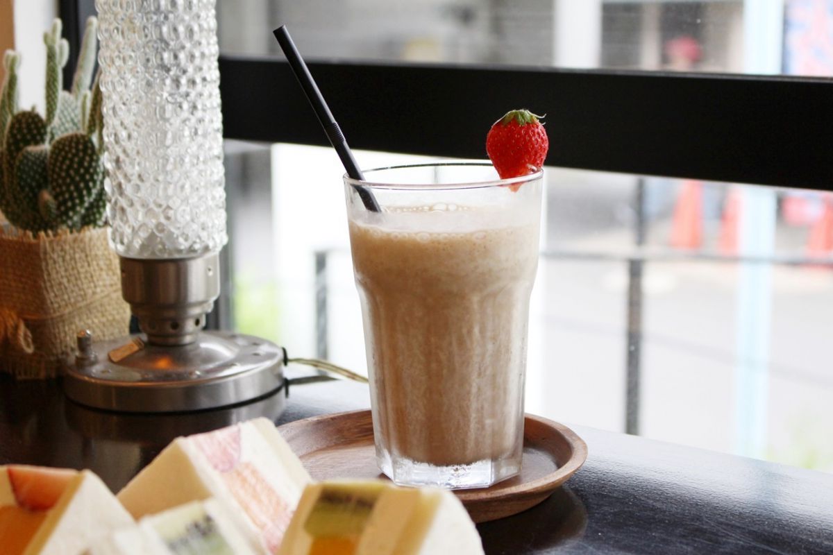 コーヒーバナナみるくスムージー（税込650円）