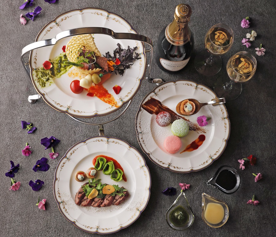 イブニング・ハイティー（ソフトドリンク付き）4000円