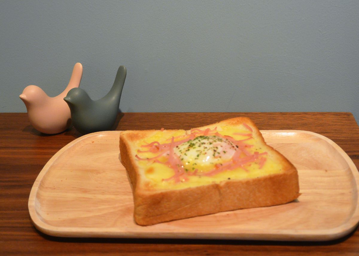 巣ごもりトースト　600円（税別）