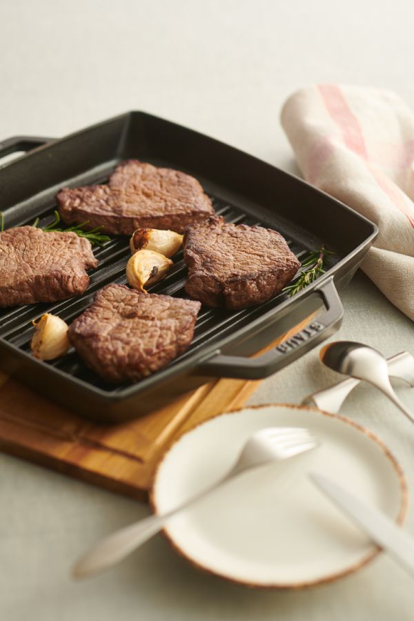 牛肉ステーキ オリジナルオニオンソース