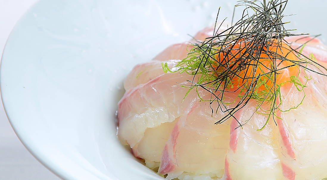 名物宇和島風鯛めしセット2106円