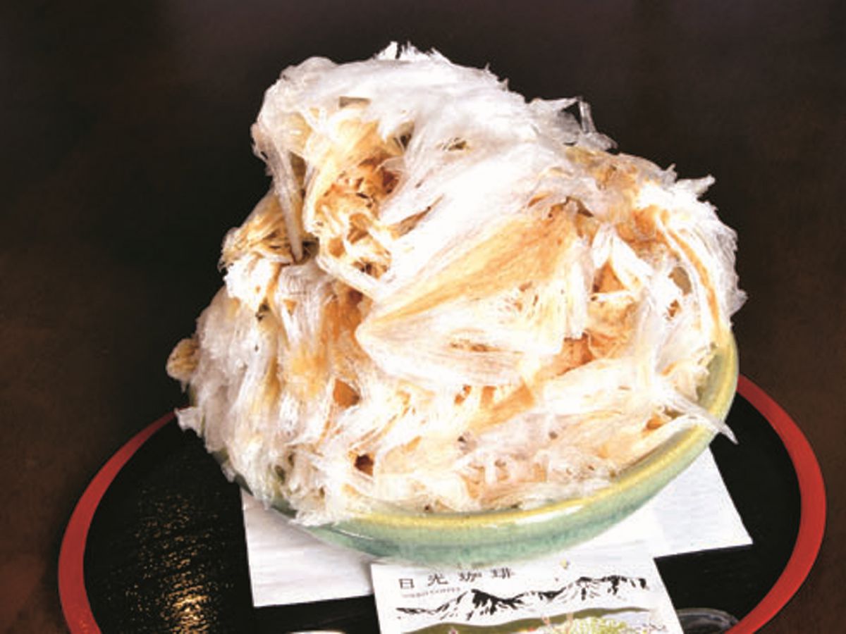 氷宇治金時1188円。抹茶、小豆、白玉などが入る。フワフワのかき氷とモチモチの白玉が相性抜群