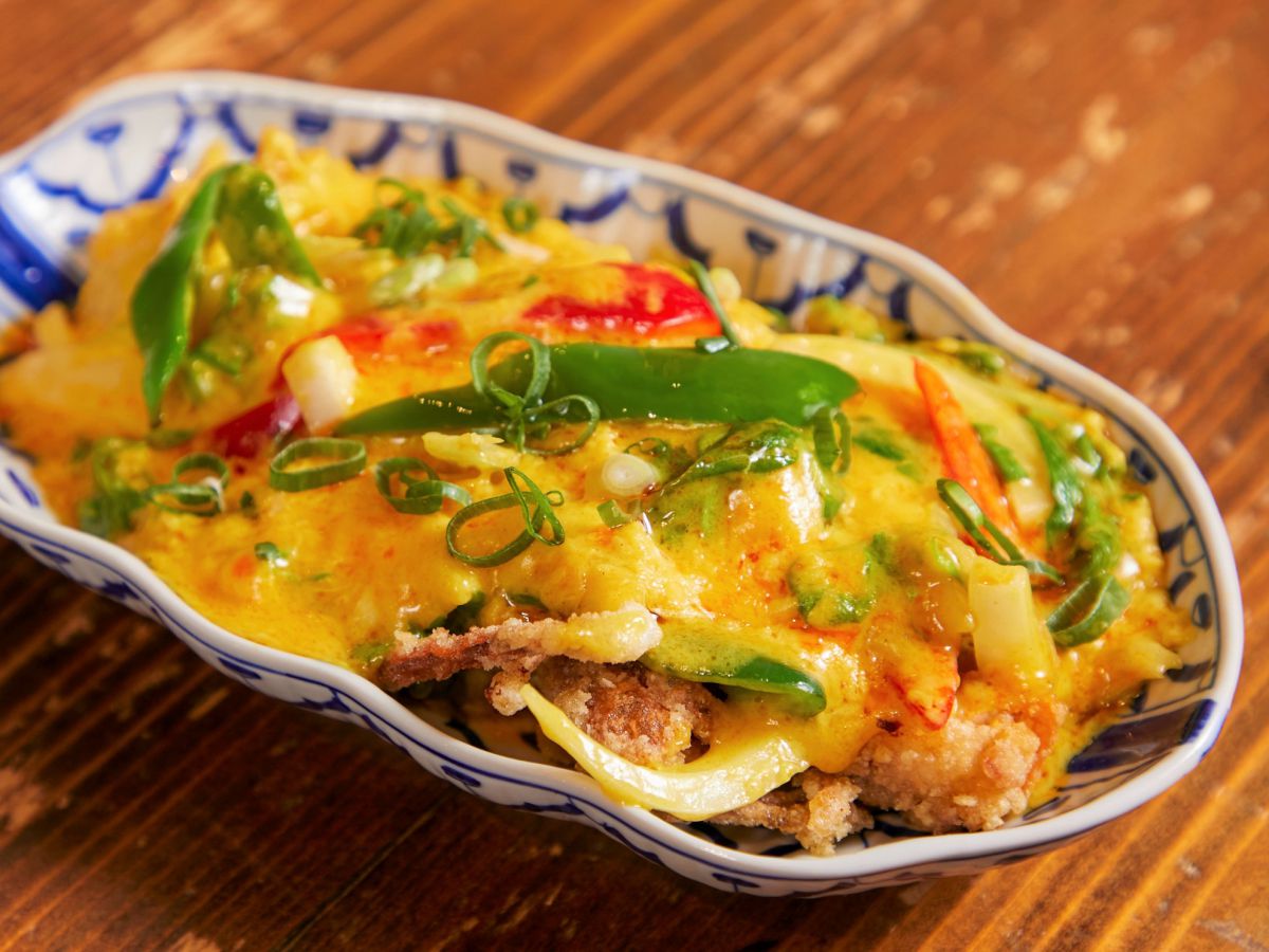 プーパッポンカリー（ソフトシェル玉子カレー炒め） 1280円