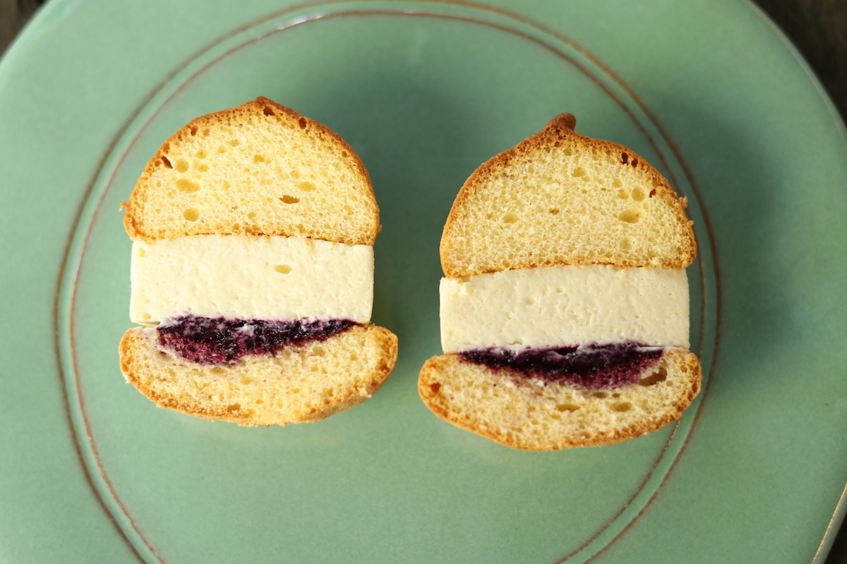 空気ケーキ ブルーベリーチーズ 291円