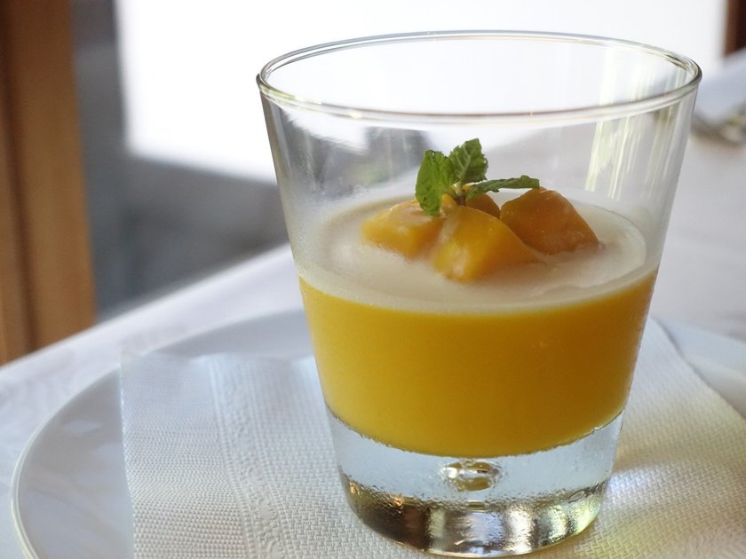 濃厚マンゴープリン 580円(税込)