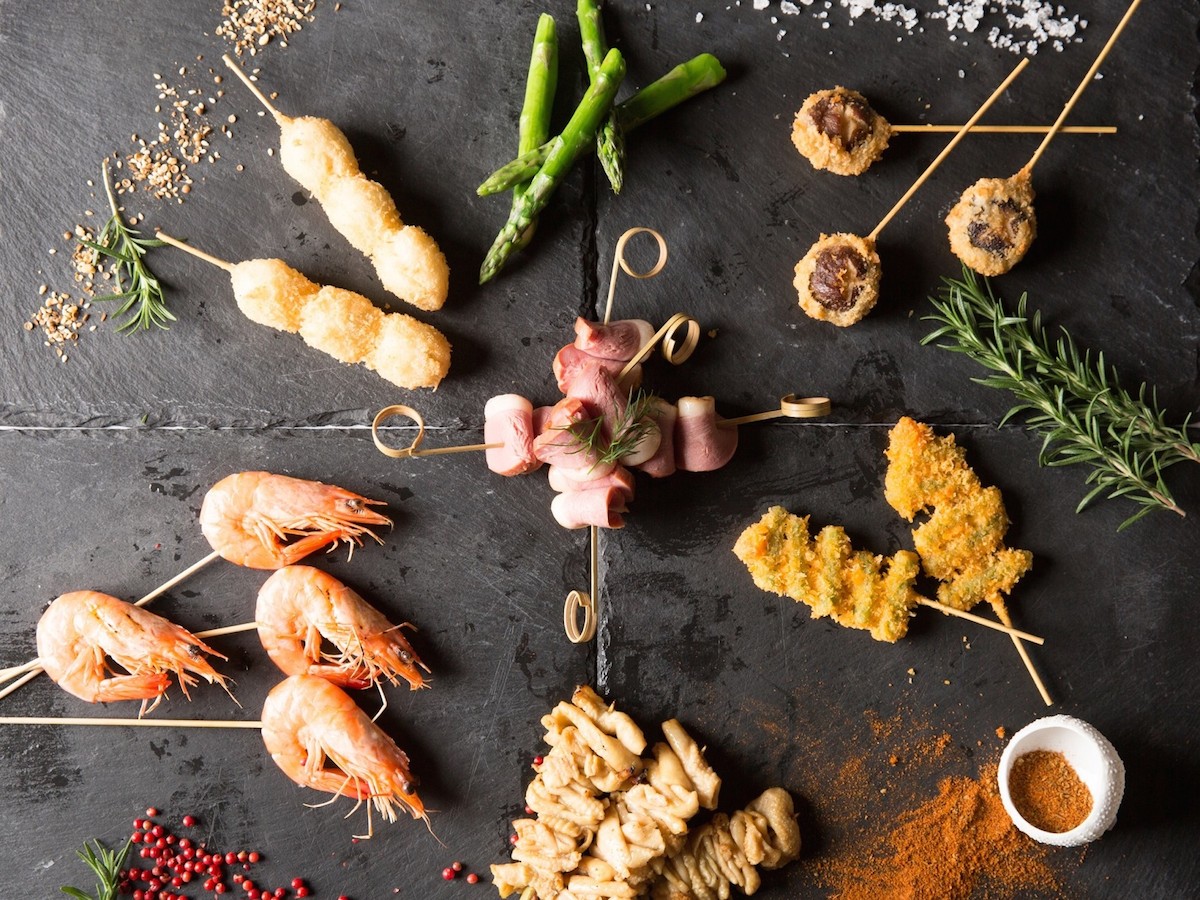 食べたことある？豪華“フォアグラ串”が味わえる横浜の“映え”ビアガーデン