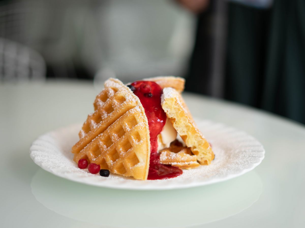 木いちごとクリームチーズのアイスクリームワッフル730円（税込）