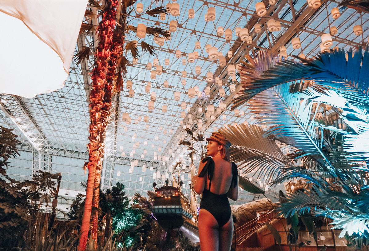 【東京サマーランド無料ご招待】モデルが教える！イイネ殺到のナイトプール撮影講座