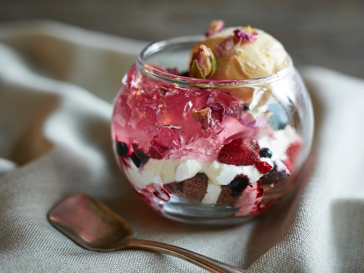 フラワーパフェ（税込918円）／青山フラワーマーケット ティーハウス