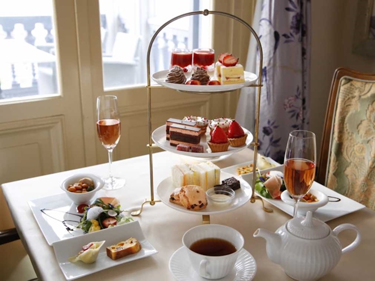 優雅なアフタヌーンティーはいかが？クラシカルな街・旧居留地さんぽ