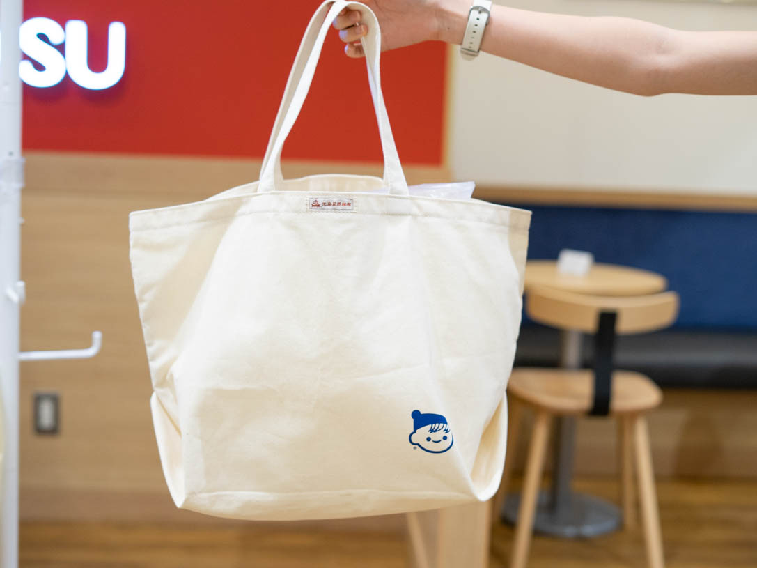 尾道帆布製　チー坊エコバッグ大　2500円（税別）