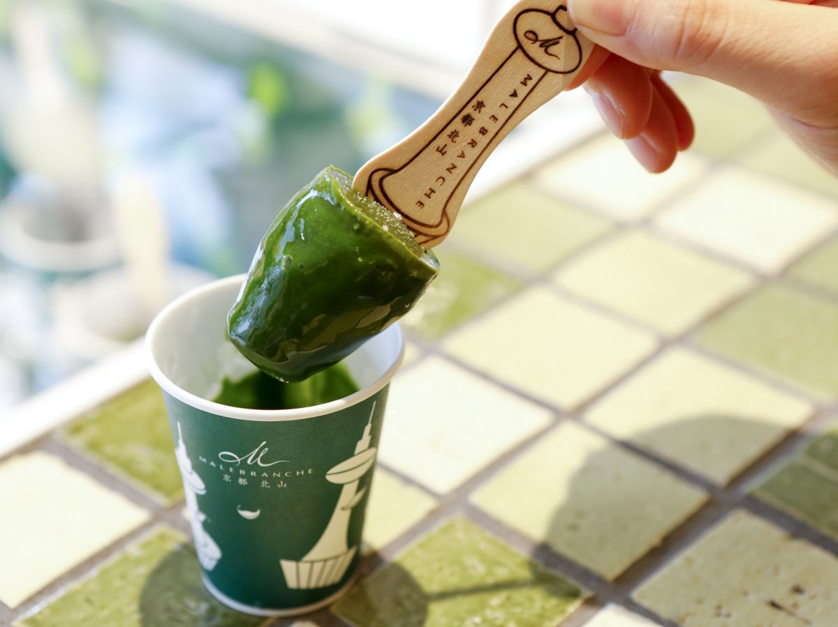 人気の「生茶の菓」そのまま！ 店舗限定の「生茶の菓アイスバー」が食べたい！