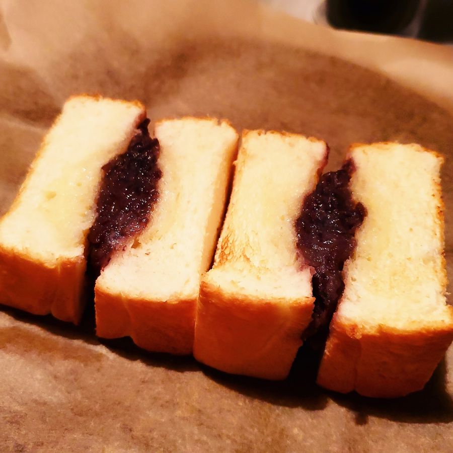 「トースト オグラ 600円」