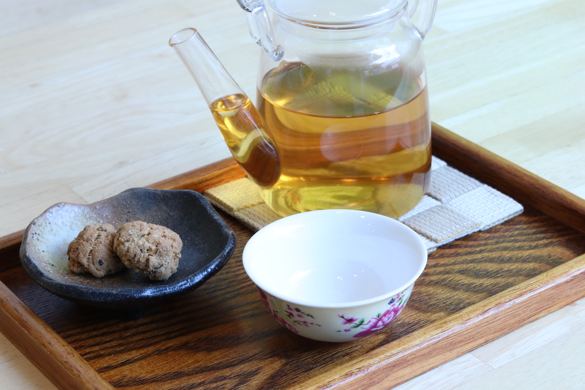 焙煎大和茶（温）360円