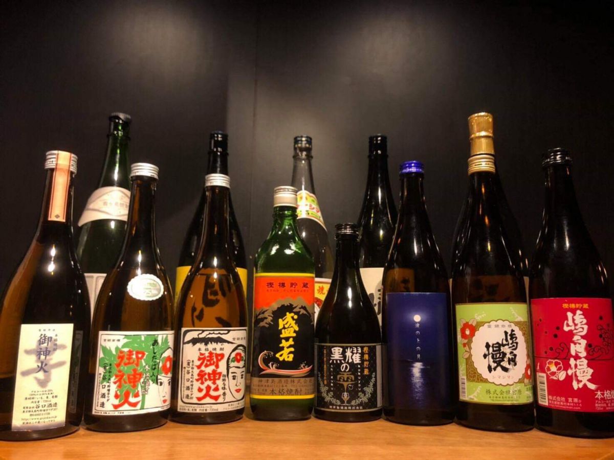 焼酎ファンをうならせる銘柄が島酒バーで登場