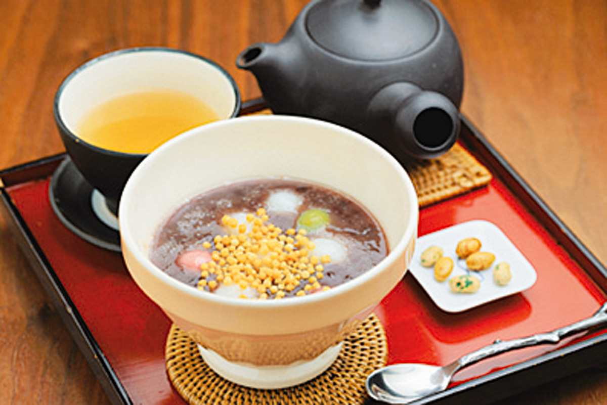 飛騨高山でのんびりできる！レトロカフェでいただく和スイーツ３選