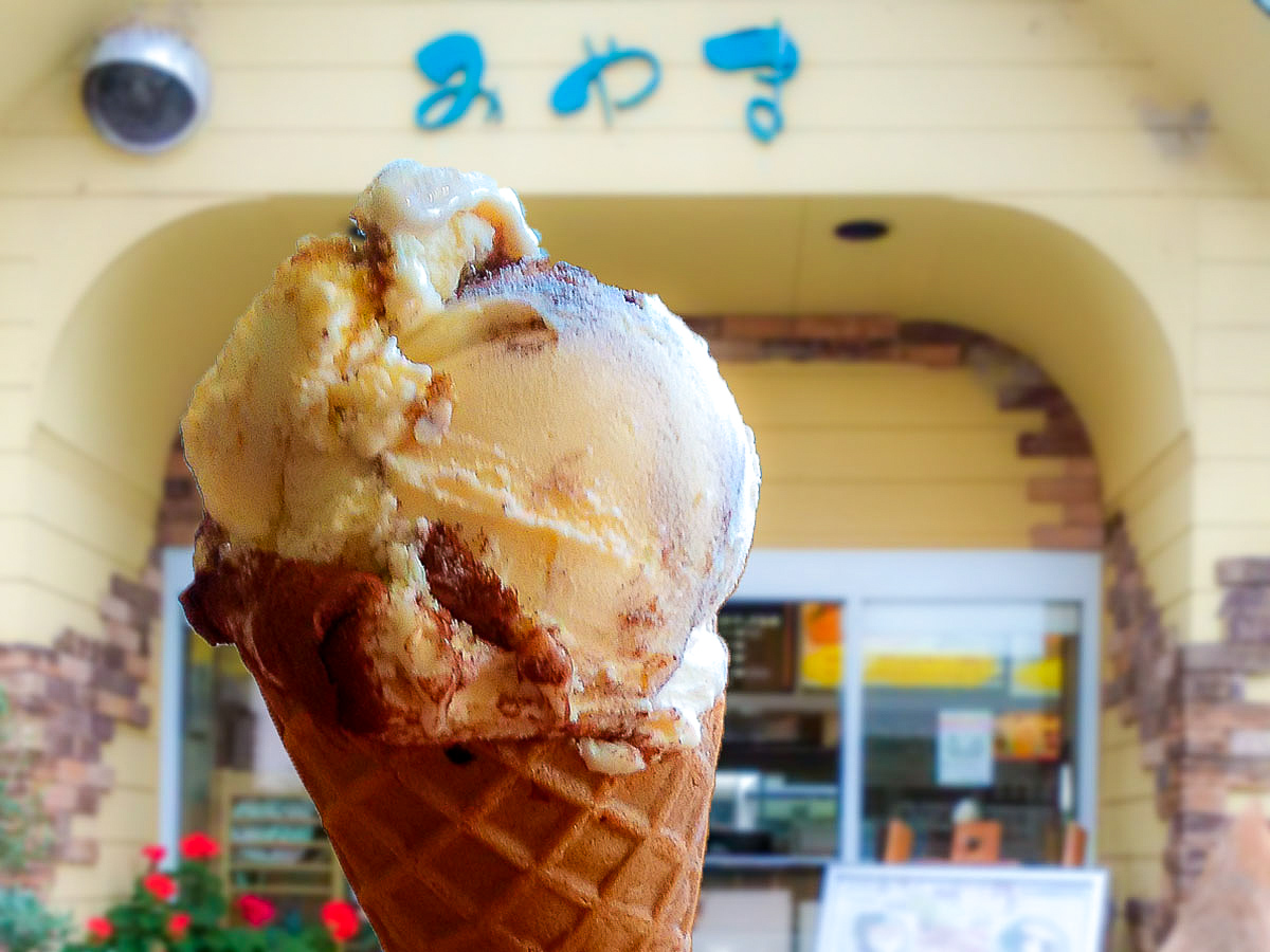 人気の「ティラミス手焼きコーン」480円（税込）／イタリアンジェラート みやま