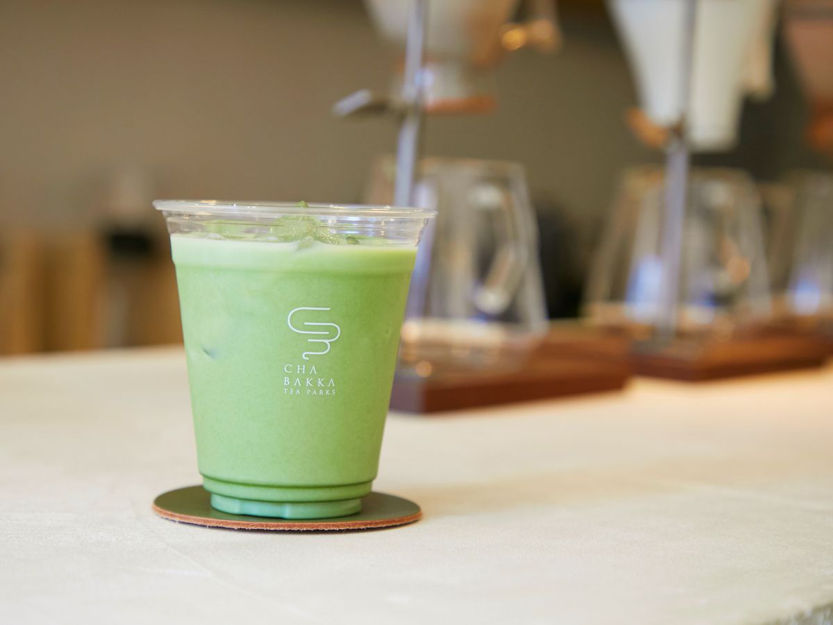 抹茶 おくみどり（京都宇治） 抹茶ラテ COLD Mサイズ　529円 