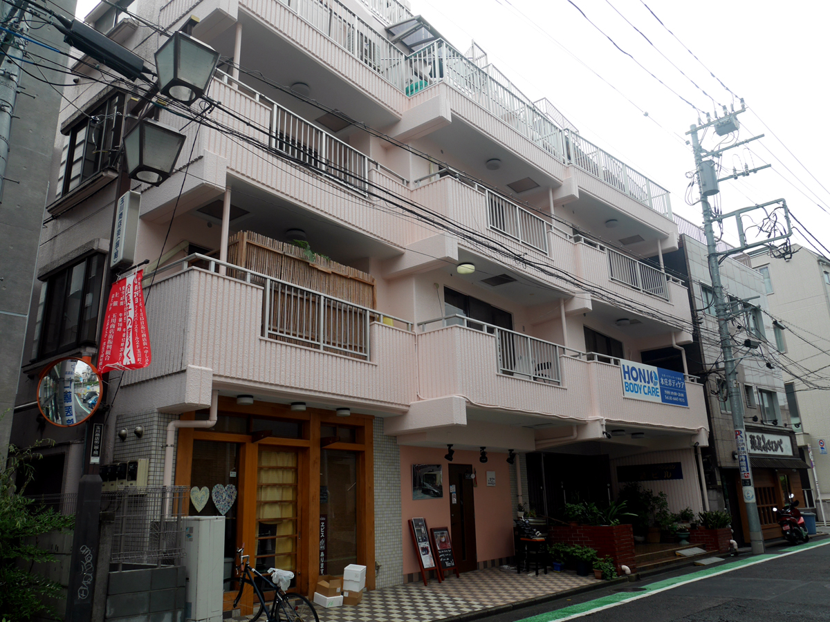 ベランダのすのこが唯一の目印