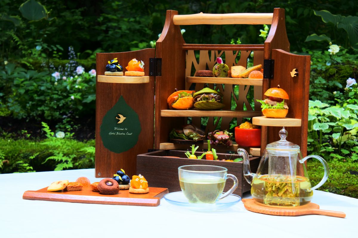 シーンモード:ポップ　絞り値：f/5.6 シャッタースピード：1/250秒   ISO感度設定：ISO250