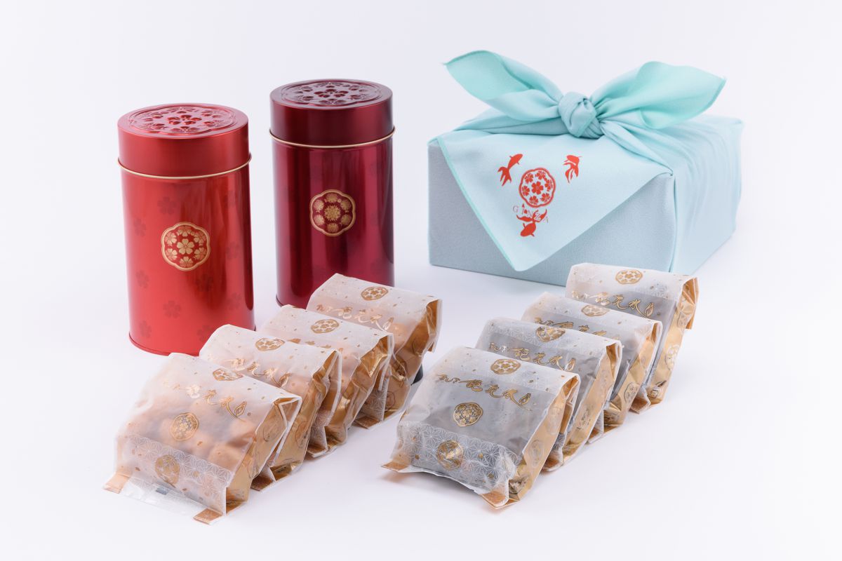 「夏季限定丸缶2本セット（金魚柄風呂敷包み付き）」（4500円）／ぎんざ鏡花水月