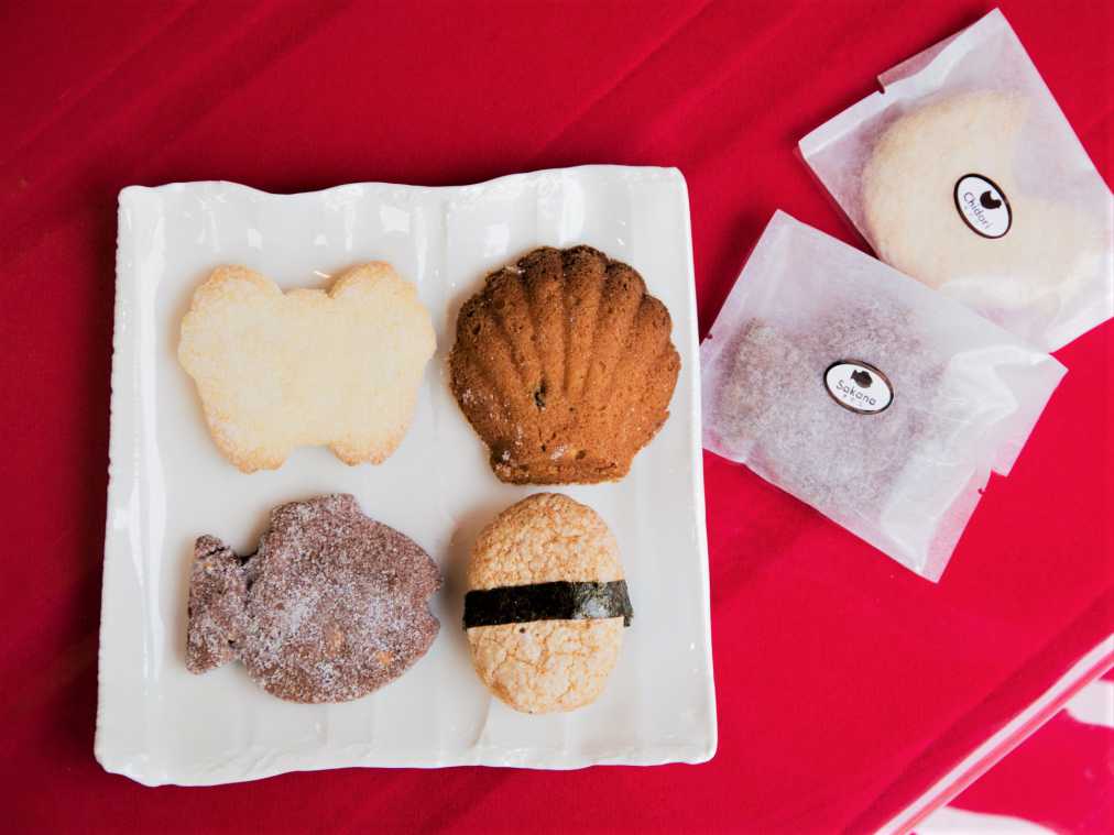 手づくりサブレー「浜辺のロマンス」1枚140円