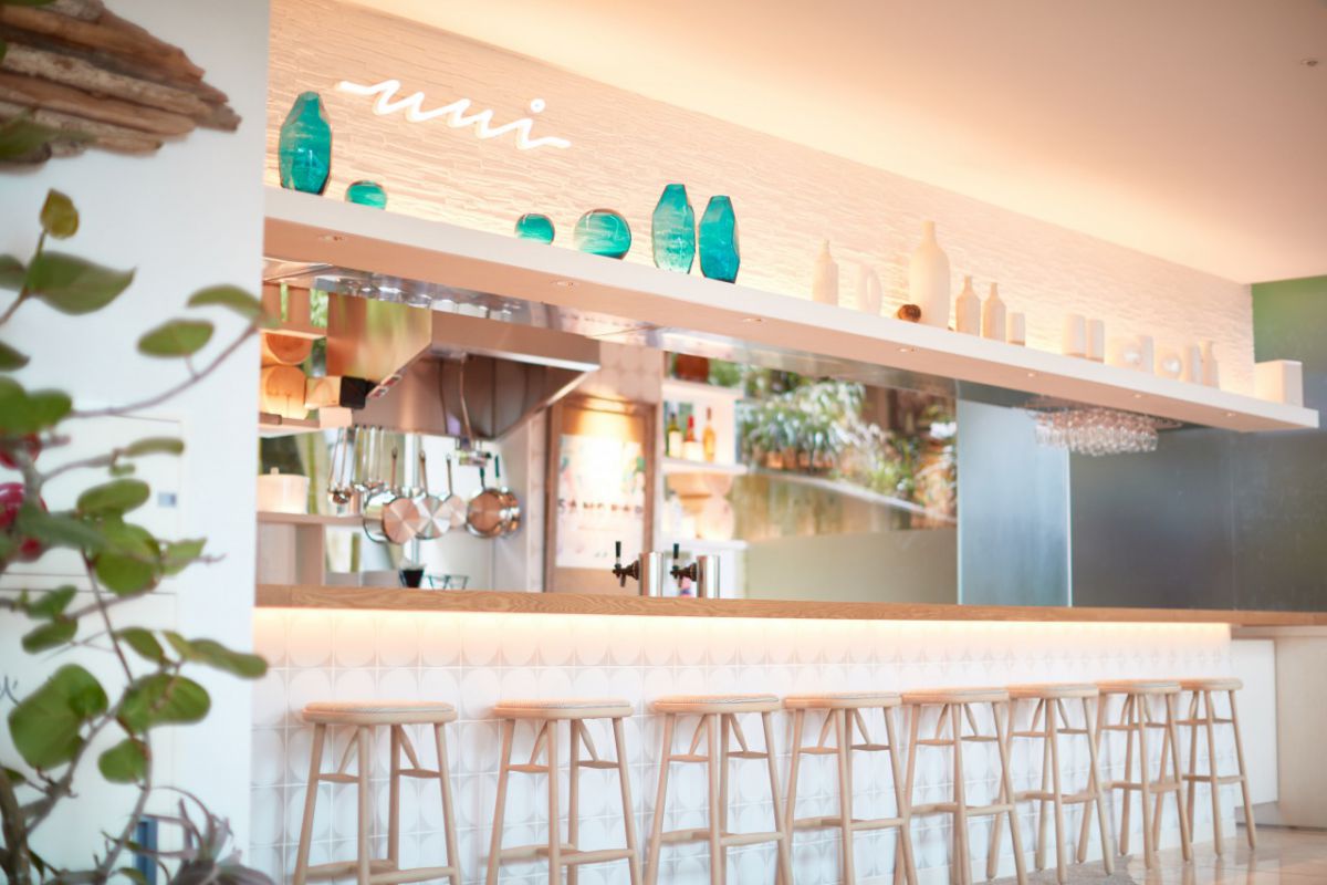 サンドバー／葉山うみのホテル