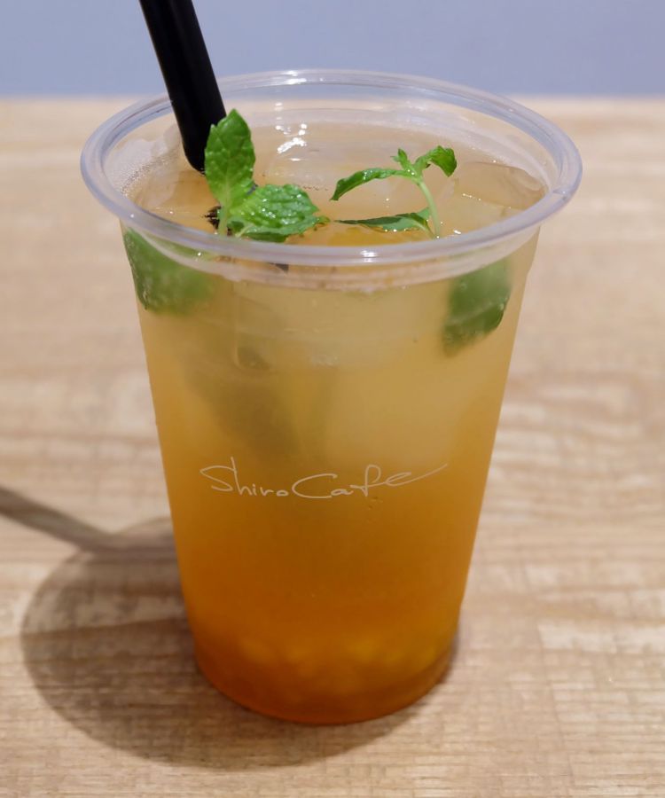 ティーソーダ マンゴーパッション 750円（税別）