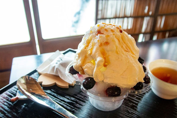 エスプーマリコッタチーズ1296円 