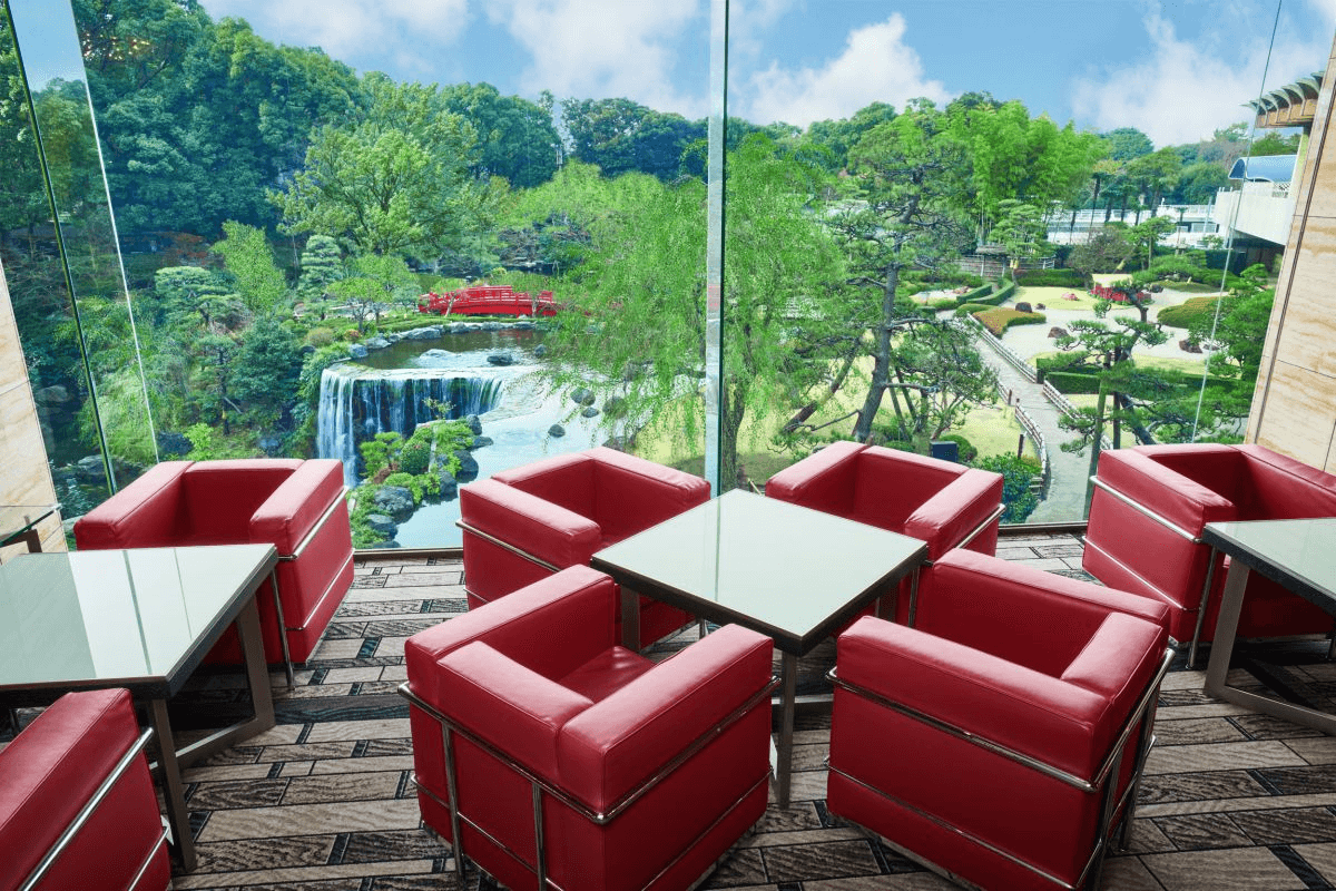 ガーデンラウンジ