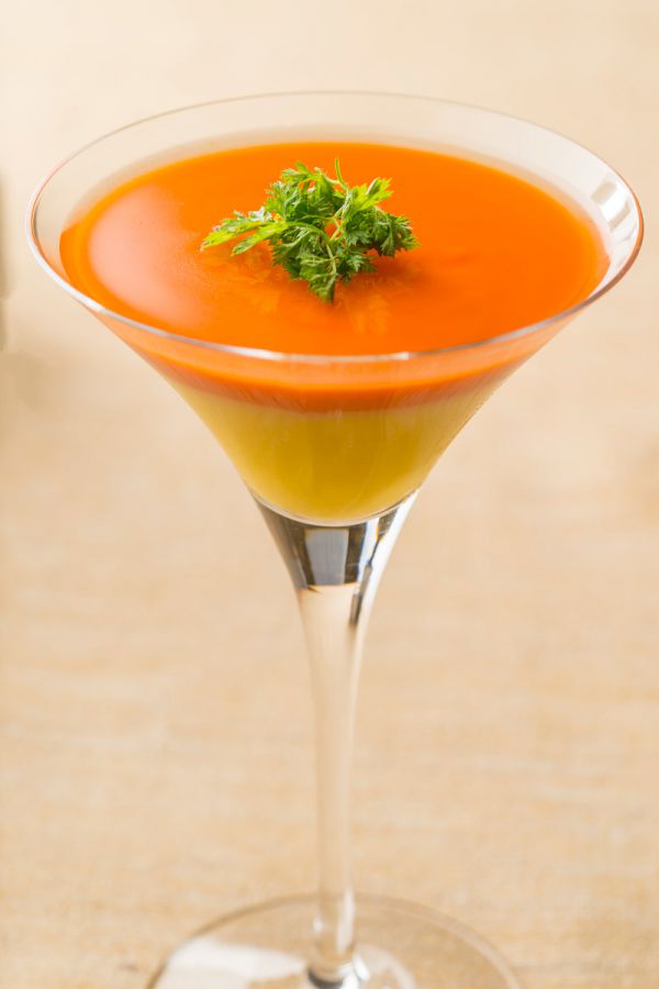 温泉パプリカのカラフルムース　880円